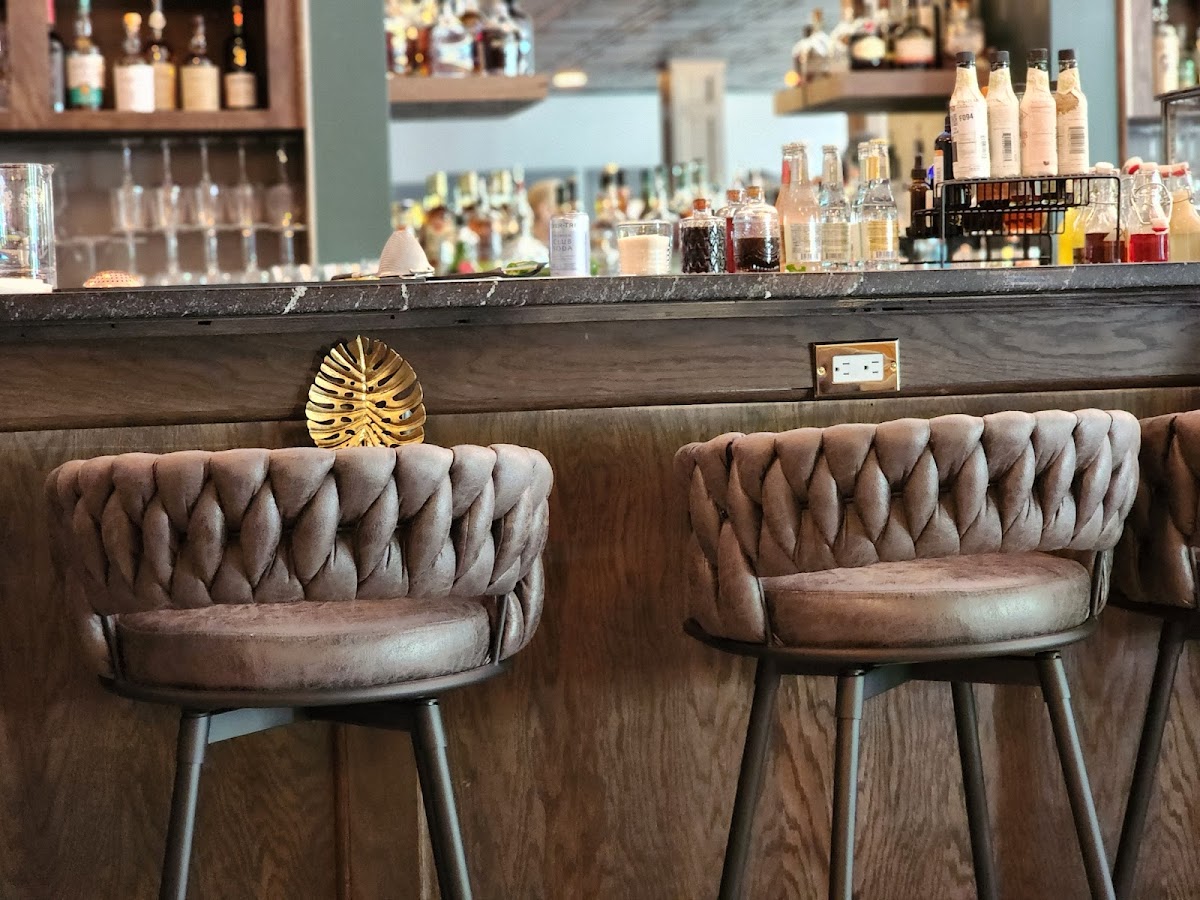 Rhumba Rum & Cigar Lounge